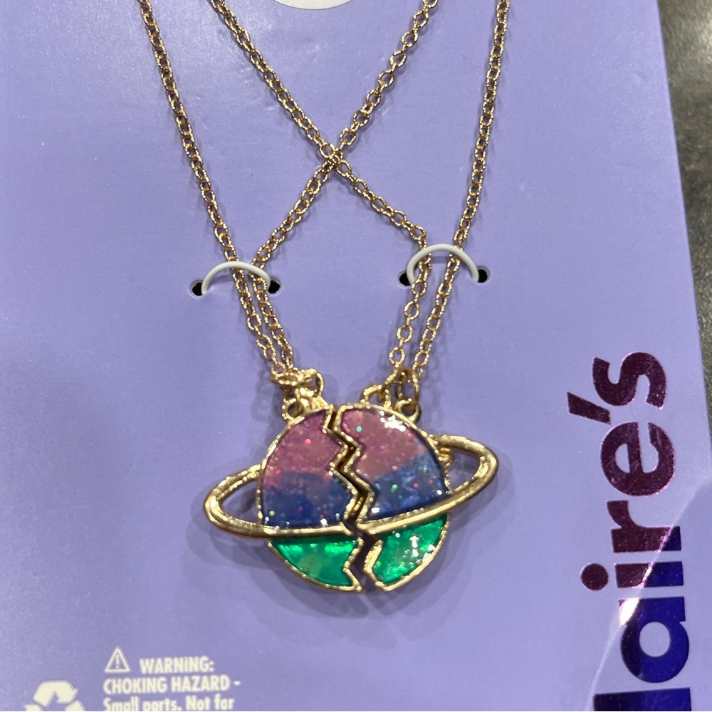 NWT-BFF magnetic necklaces - Picture 3 of 4